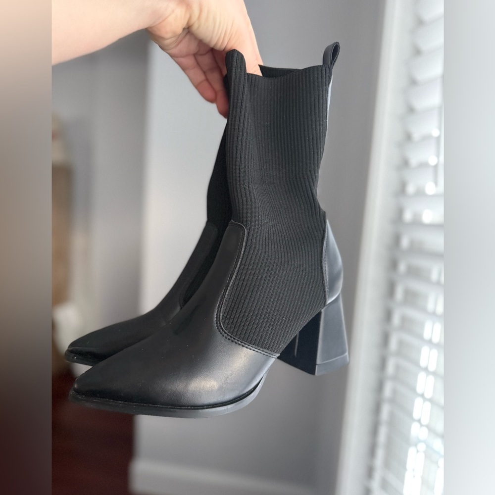 Elegant Black Women's Ankle Boots - Picture 7 of 8